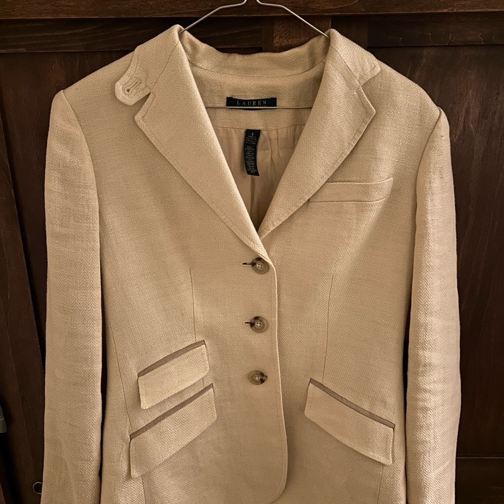 Lauren Ralph Lauren Blazer size 6 pre-owned